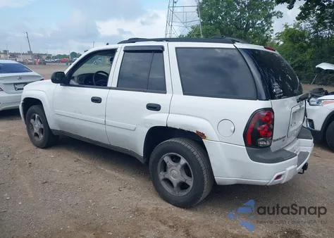 2007 Chevrolet Trailblazer Ls from USA, damaged, VIN 1GNDS13S672160775